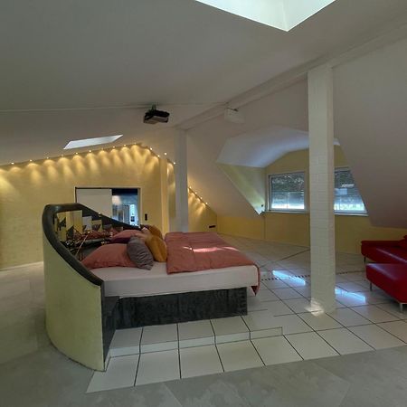 Ferienwohnung Riverside Resort Idyllisch Direkt An Der Lahn 迭斯 外观 照片