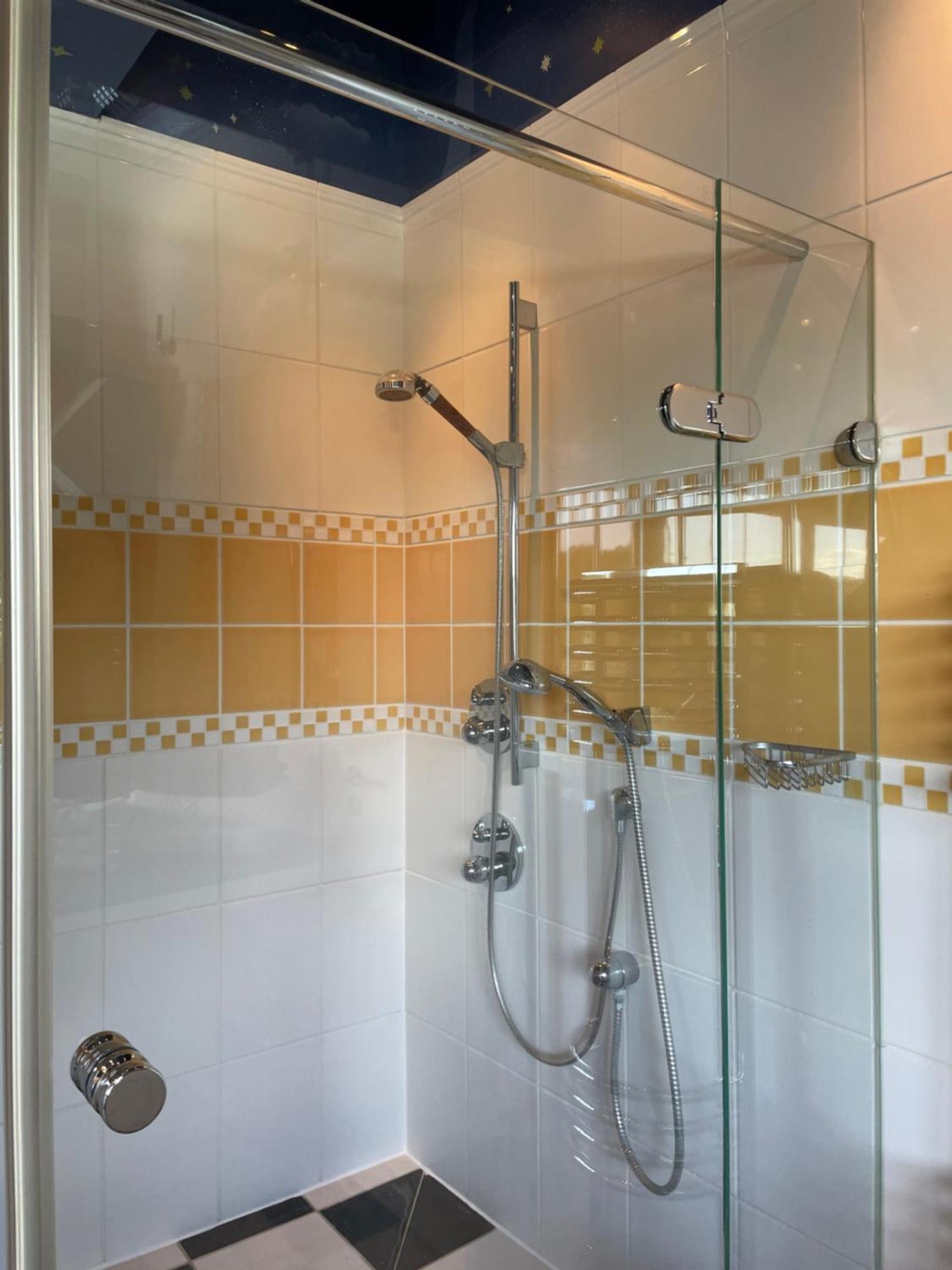 Ferienwohnung Riverside Resort Idyllisch Direkt An Der Lahn 迭斯 外观 照片